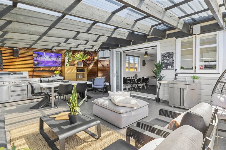 Photo of property in 3 Blair Street, Kenmure, Dunedin, 9011