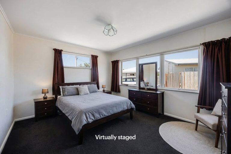 Photo of property in 10a Howard Road, Taradale, Napier, 4112