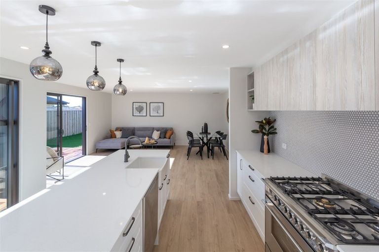 Photo of property in 13 Sarikei Avenue, Northwood, Christchurch, 8051