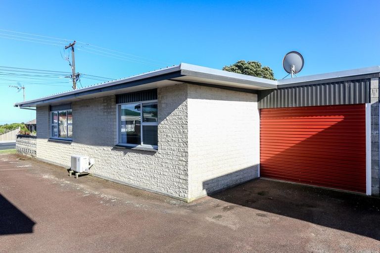 Photo of property in 137 Ngamotu Road, Spotswood, New Plymouth, 4310