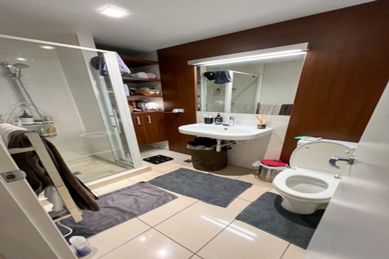 Photo of property in Monument Apartments, 9d/245 Wakefield Street, Te Aro, Wellington, 6011