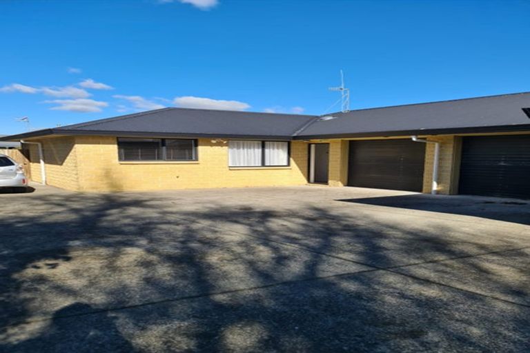 Photo of property in 142 Kelvin Grove Road, Kelvin Grove, Palmerston North, 4414