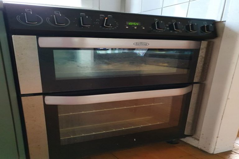 Photo of property in 2/54 Howe Street, Howick, Auckland, 2014