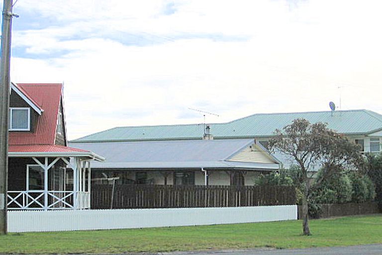 Photo of property in 805b Port Road, Whangamata, 3620