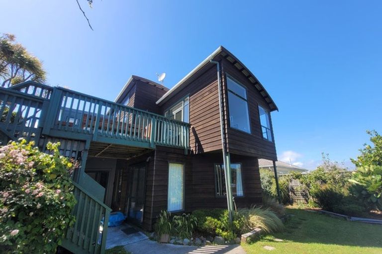 Photo of property in 55 Gordon Road, Plimmerton, Porirua, 5026