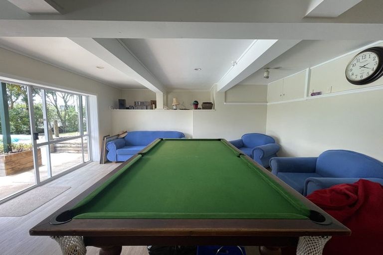 Photo of property in 42 Oaktree Avenue, Browns Bay, Auckland, 0630