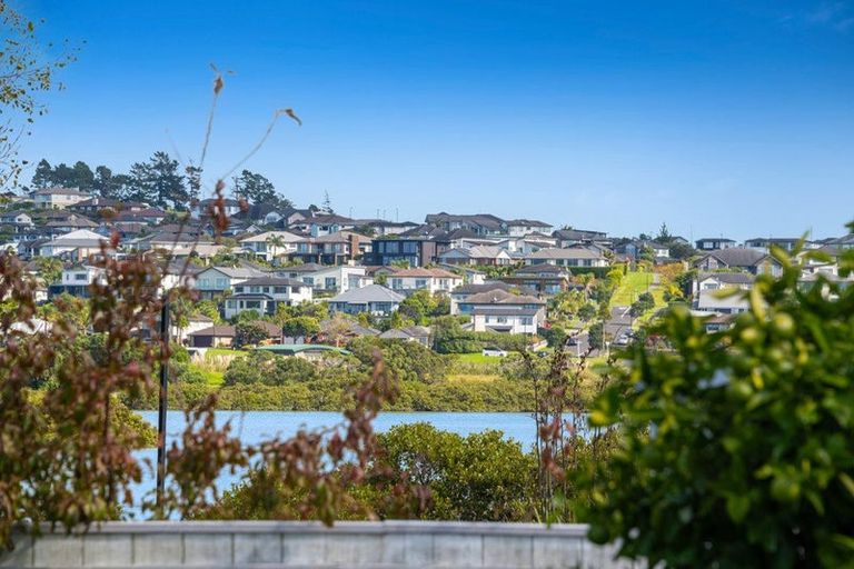 Photo of property in 57 Maygrove Drive, Orewa, 0931