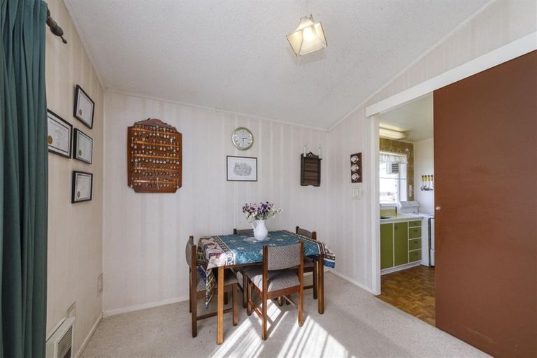 Photo of property in 8 Walker Crescent, Bulls, 4818