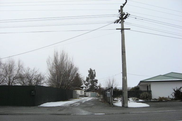 Photo of property in 12 Mackenzie Drive, Twizel, 7901