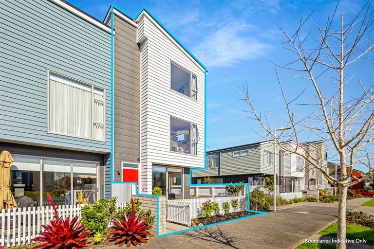 Photo of property in 7 Rangihina Road, Hobsonville, Auckland, 0616
