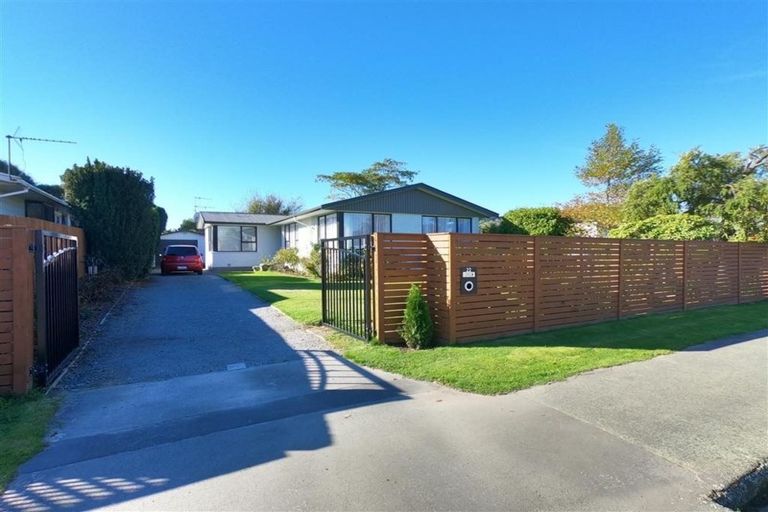 Photo of property in 22 Boston Avenue, Hornby, Christchurch, 8042