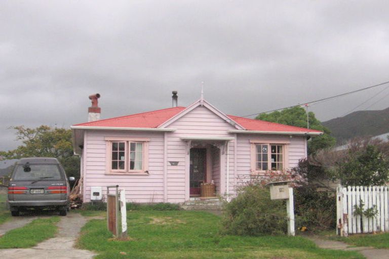 Photo of property in 39 York Street, Moera, Lower Hutt, 5010