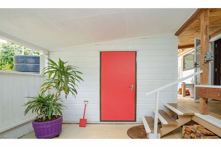 Photo of property in 110 Hone Heke Road, Kerikeri, 0230