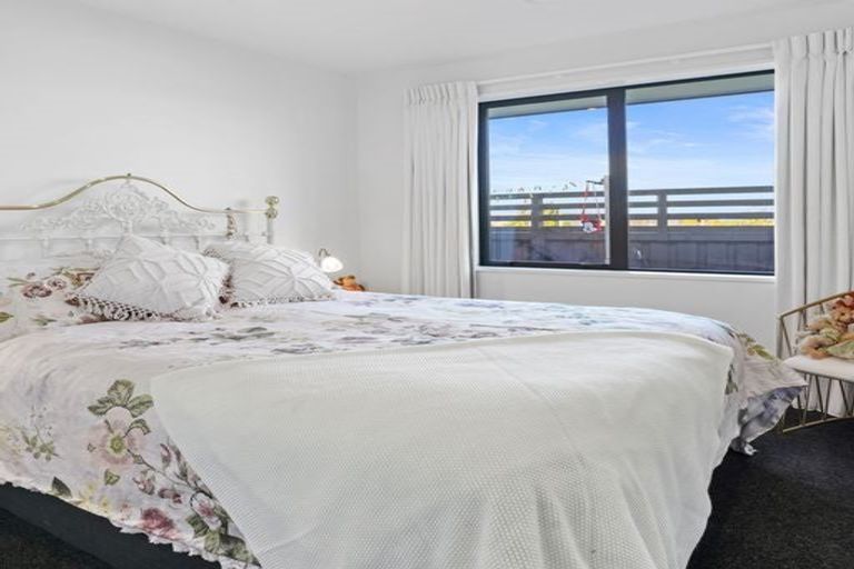 Photo of property in 21 Goldie Drive, Rangiora, 7400