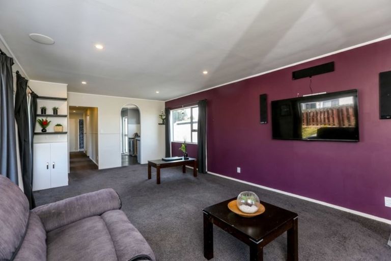 Photo of property in 21 Tuiti Street, Waitara, 4320