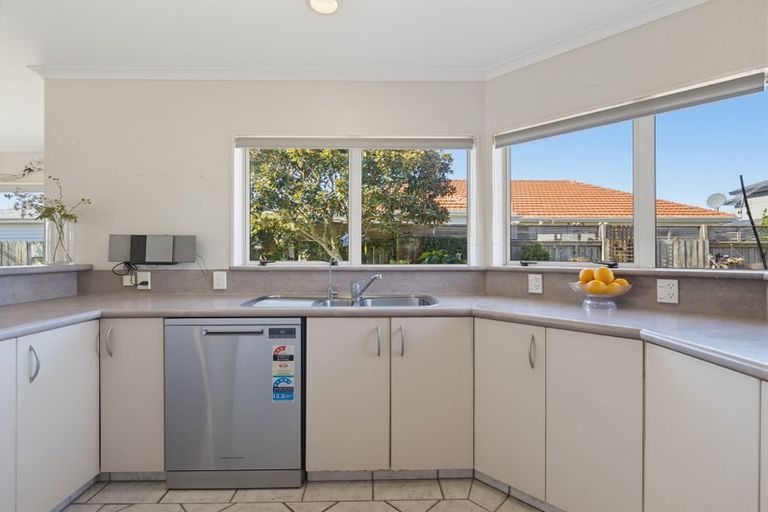 Photo of property in 6a Barry Avenue, Whakatane, 3120