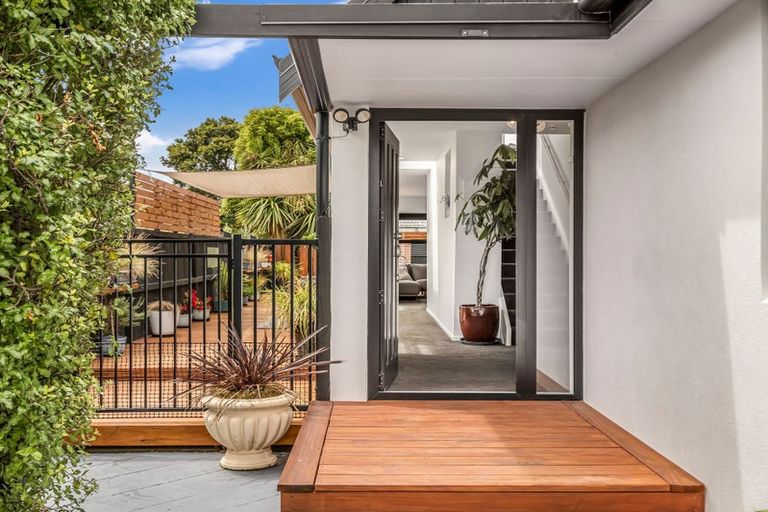 Photo of property in 1/151 Rocking Horse Road, Southshore, Christchurch, 8062