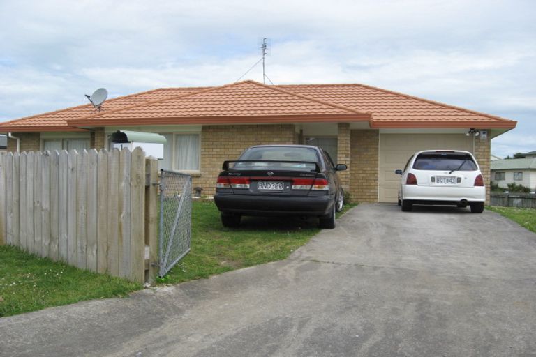 Photo of property in 1 Fareti Place, Mangere, Auckland, 2022