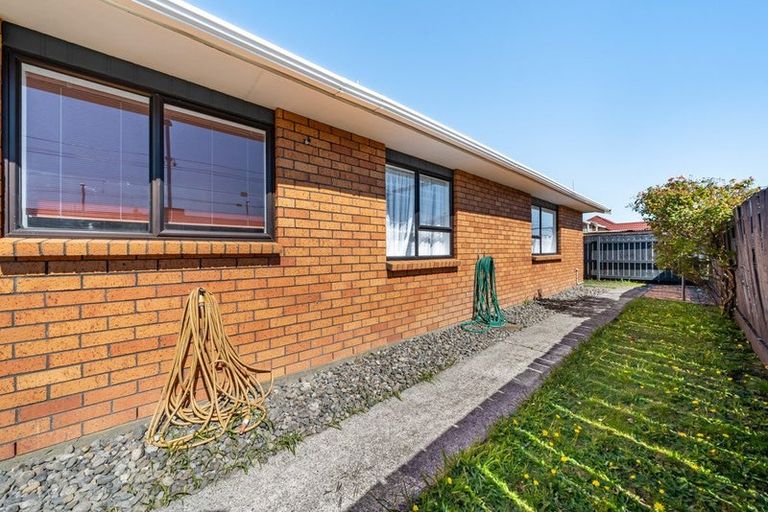 Photo of property in 76b Seddon Street, Wallaceville, Upper Hutt, 5018