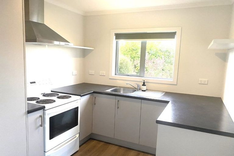 Photo of property in 23 Hampton Hill Road, Tawa, Wellington, 5028