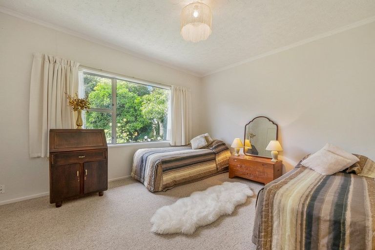 Photo of property in 307 Te Moana Road, Waikanae, 5036