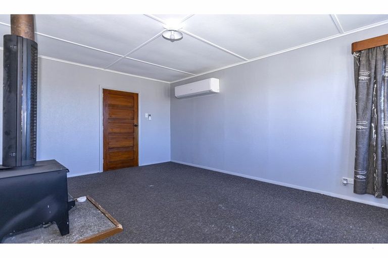 Photo of property in 18 Bouverie Street, Waimataitai, Timaru, 7910