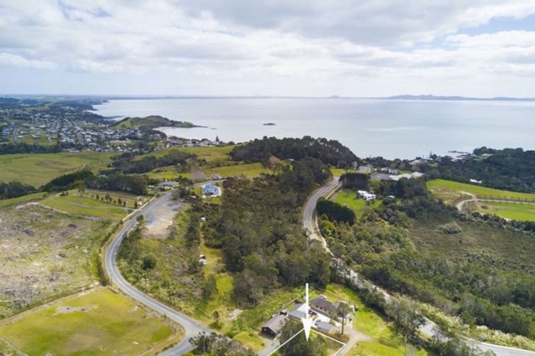 Photo of property in 38 Wrathall Road, Mangonui, 0420