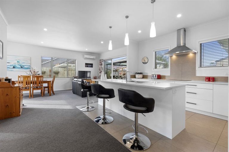 Photo of property in 65 Golden Sands Drive, Papamoa Beach, Papamoa, 3118