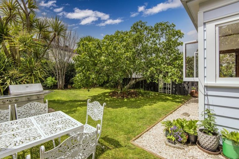 Photo of property in 4 Mays Street, Devonport, Auckland, 0624