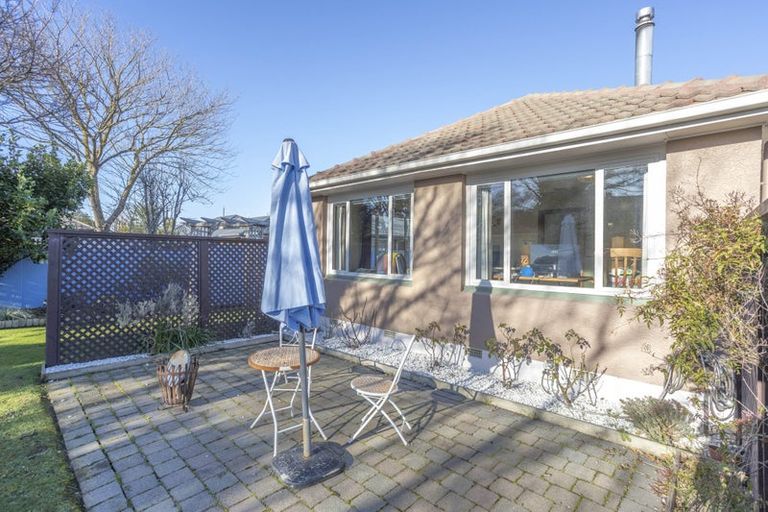 Photo of property in 61 Evesham Crescent, Spreydon, Christchurch, 8024