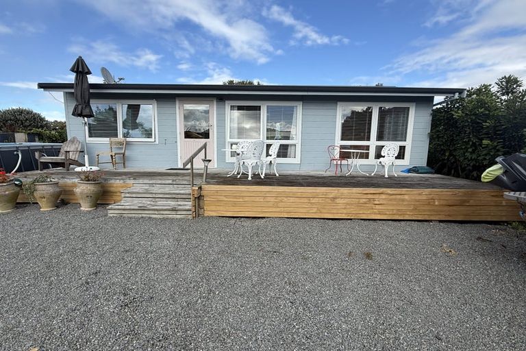 Photo of property in 138 Beach Road, Haumoana, 4102