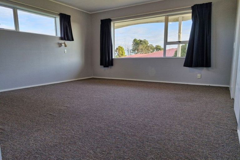 Photo of property in 94 Oxford Road, Okato, 4335