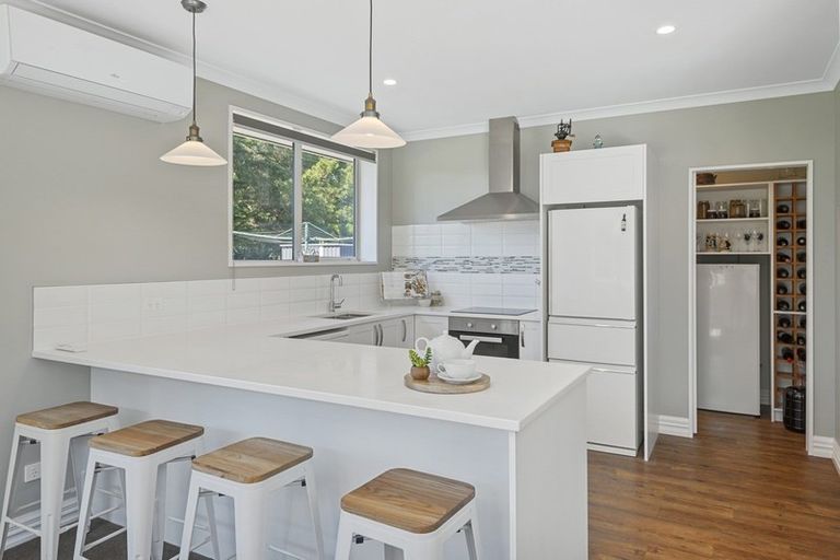 Photo of property in 17 Kohunga Crescent, Bottle Lake, Christchurch, 8083