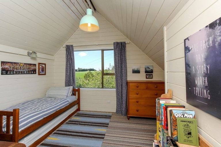 Photo of property in 119 Wairau Road, Oakura, 4314