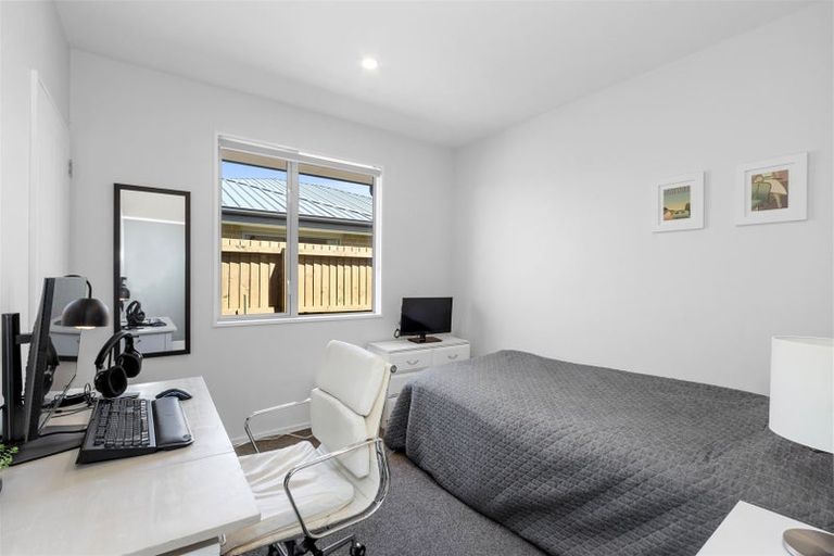 Photo of property in 24 Bamber Crescent, Halswell, Christchurch, 8025