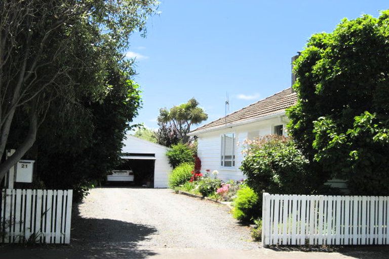 Photo of property in 21 Paisley Street, Sumner, Christchurch, 8081