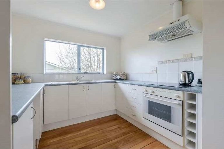 Photo of property in 710a Pakuranga Road, Howick, Auckland, 2010