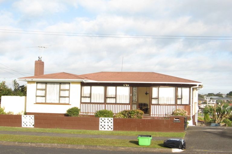 Photo of property in 4 Puriri Road, Manurewa, Auckland, 2102