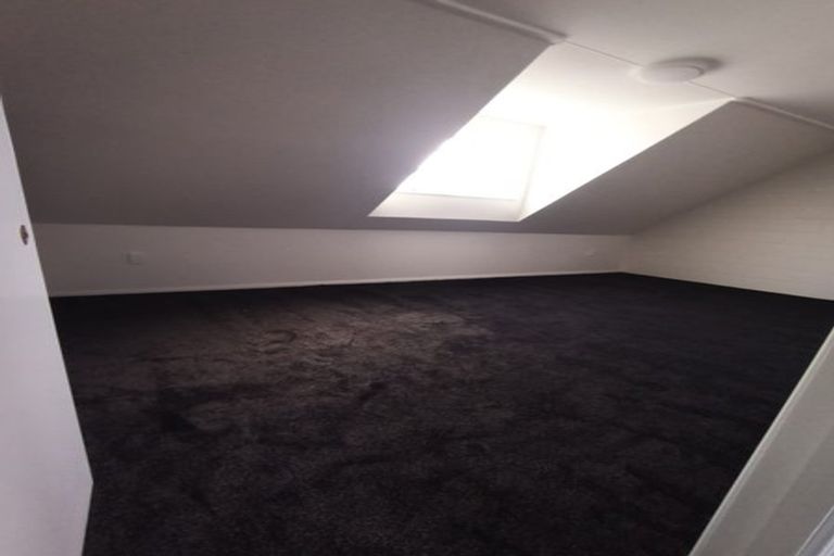 Photo of property in 1/555 Hillside Road, Caversham, Dunedin, 9012