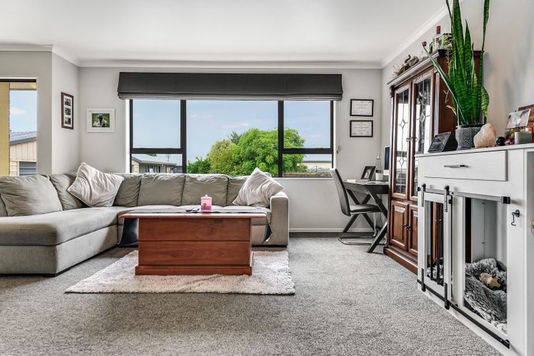 Photo of property in 3a Lloyd Drive, Nawton, Hamilton, 3200