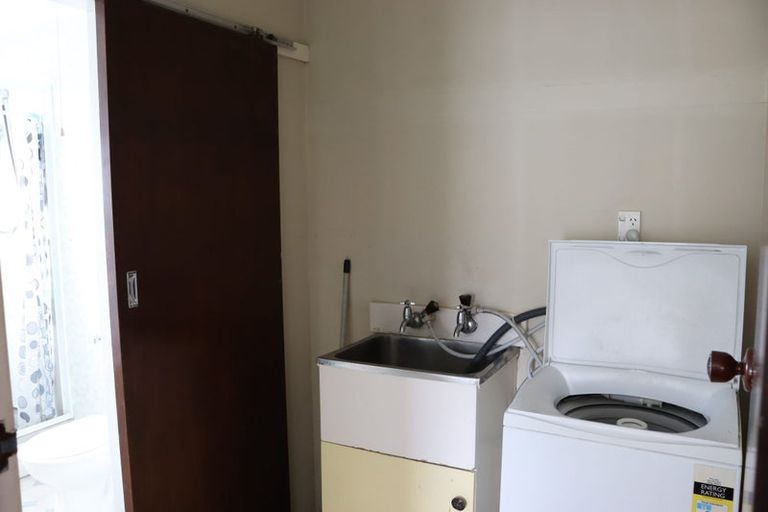 Photo of property in 2/84 Miranda Street, Stratford, 4332