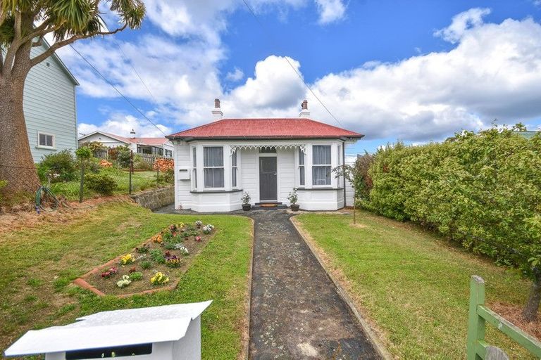Photo of property in 8 Constitution Street, Port Chalmers, 9023