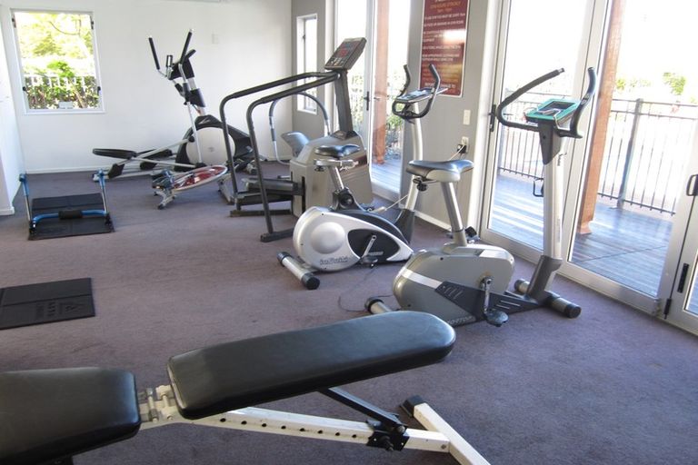 Photo of property in 5 Opito Way, East Tamaki, Auckland, 2013