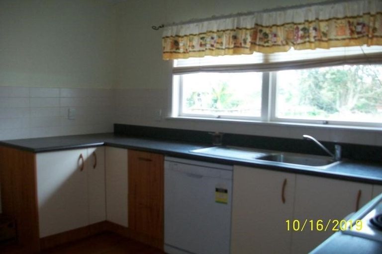 Photo of property in 228 Forrest Hill Road, Forrest Hill, Auckland, 0620