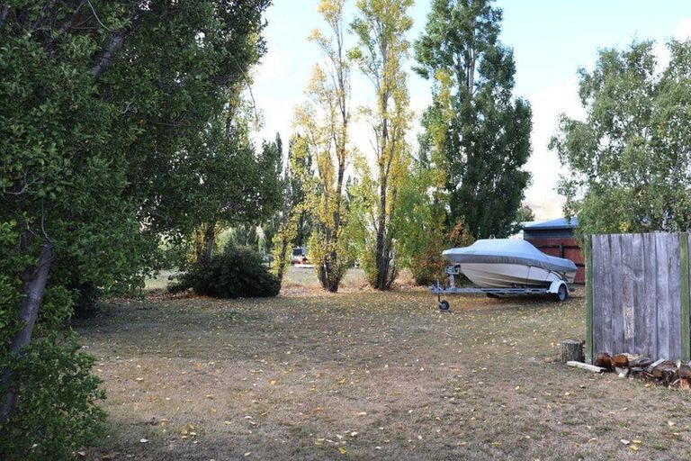 Photo of property in 39 Waitaki Drive East, Otematata, 9412