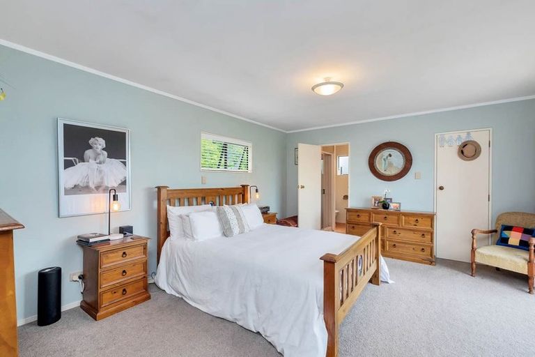 Photo of property in 36b Verbena Road, Birkdale, Auckland, 0626