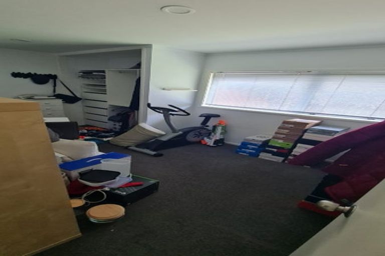 Photo of property in 10 Trust Place, Sunnyhills, Auckland, 2010