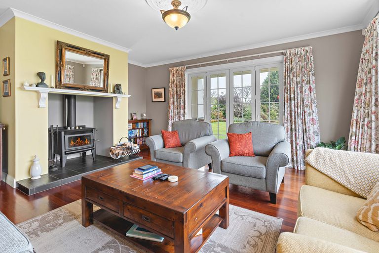 Photo of property in 40a Richmond Road, Carterton, 5713