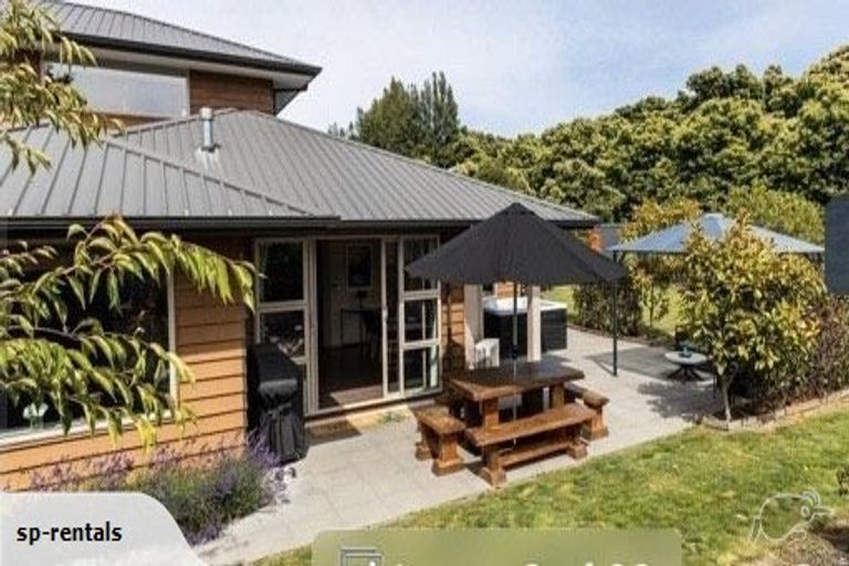 Photo of property in 45 Sylvan Street, Lake Hayes, Queenstown, 9304