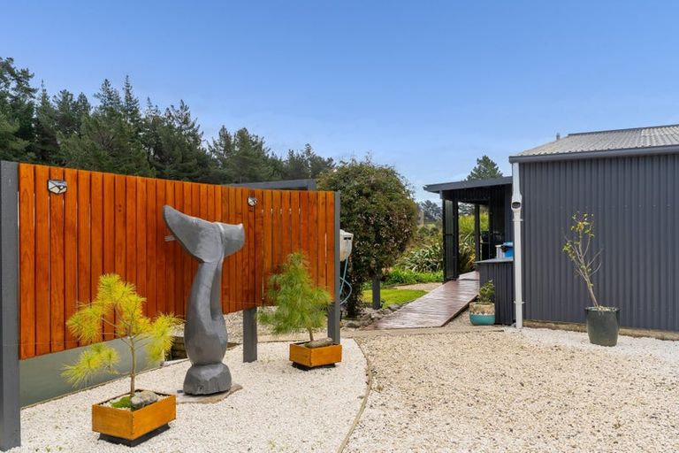 Photo of property in 102 Boons Valley Road, Waikawa, Picton, 7220